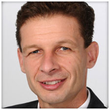 Zsolt-Balogh-headshot-2